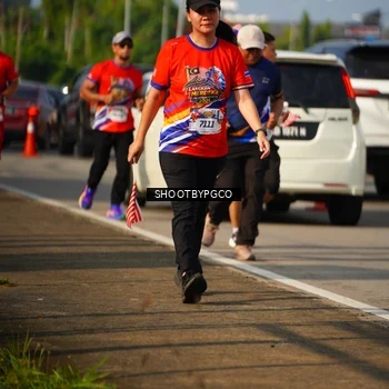 Runner Photo 5998660