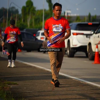 Runner Photo 5999015