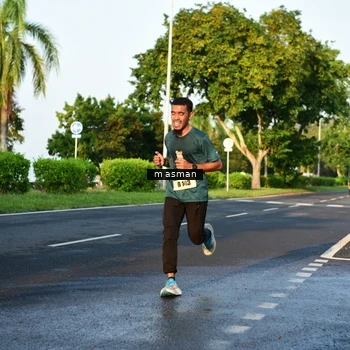 Runner Photo 5999076