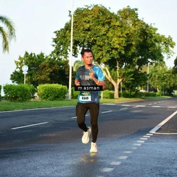 Runner Photo 5999155