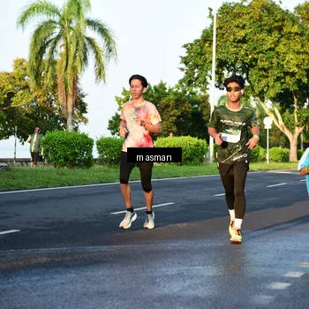 Runner Photo 5999335