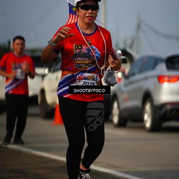 Runner Photo 5999354
