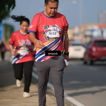 Runner Photo 5999432
