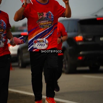 Runner Photo 5999556