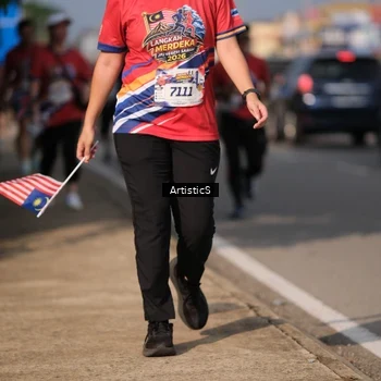 Runner Photo 5999716