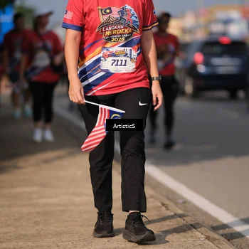 Runner Photo 5999773