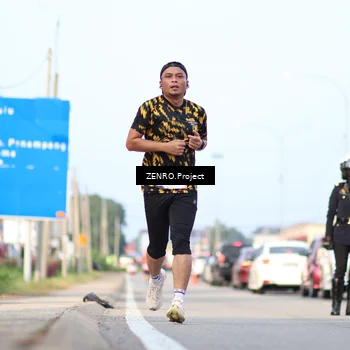 Runner Photo 5999875