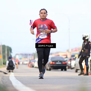 Runner Photo 6000053