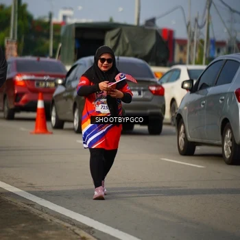 Runner Photo 6000104