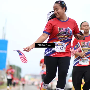 Runner Photo 6000137