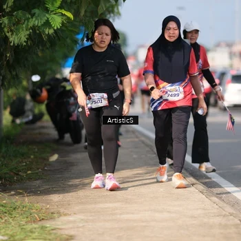 Runner Photo 6000260
