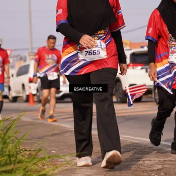 Runner Photo 6000333