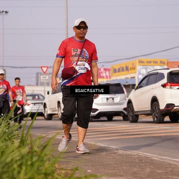 Runner Photo 6000380