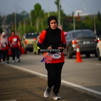 Runner Photo 6000425