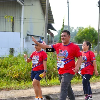 Runner Photo 6000472