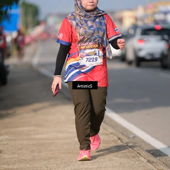 Runner Photo 6000601