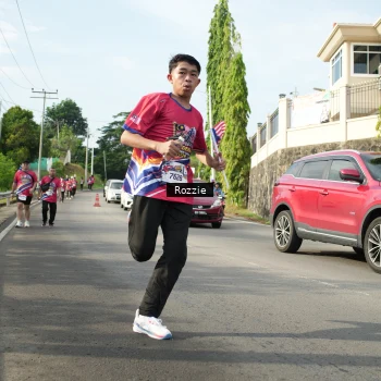 Runner Photo 6000606