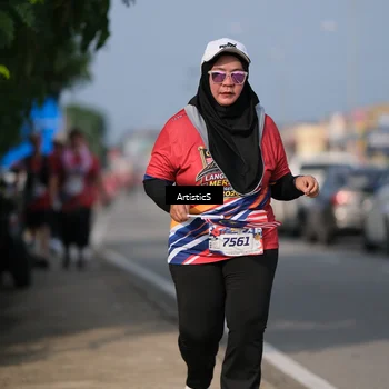 Runner Photo 6000610
