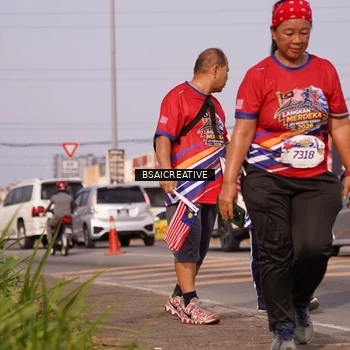 Runner Photo 6000644