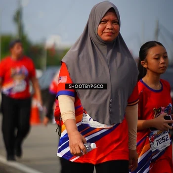 Runner Photo 6000645
