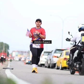Runner Photo 6000658