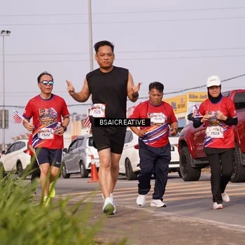 Runner Photo 6000668