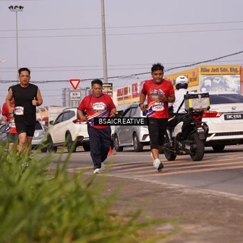 Runner Photo 6000669