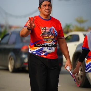 Runner Photo 6000675