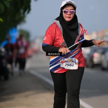 Runner Photo 6000677