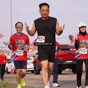 Runner Photo 6000688
