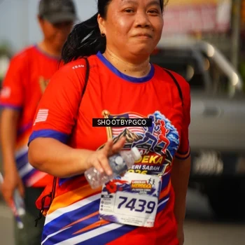 Runner Photo 6000696