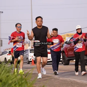 Runner Photo 6000701