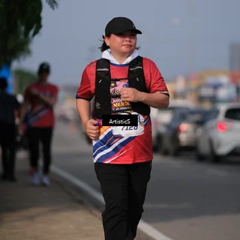 Runner Photo 6000711