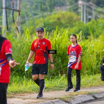 Runner Photo 6000795