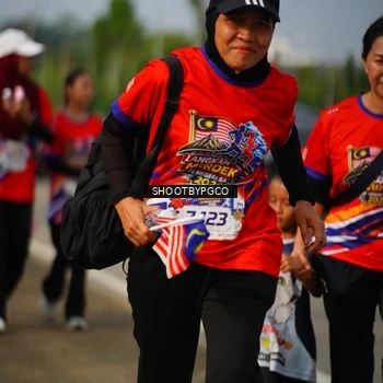 Runner Photo 6000797