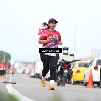 Runner Photo 6000841
