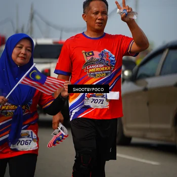 Runner Photo 6000876