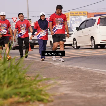 Runner Photo 6000890