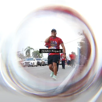 Runner Photo 6000897