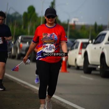Runner Photo 6000920