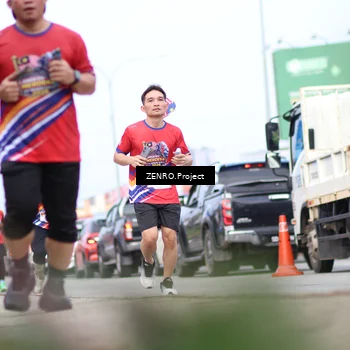 Runner Photo 6000975
