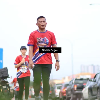 Runner Photo 6000979
