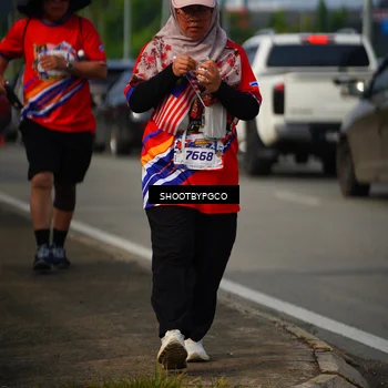 Runner Photo 6000996