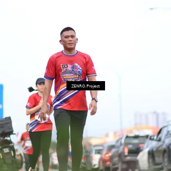Runner Photo 6001057