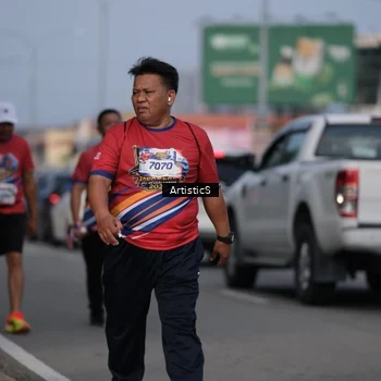Runner Photo 6001175