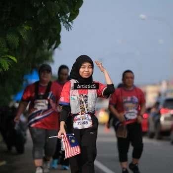 Runner Photo 6002001