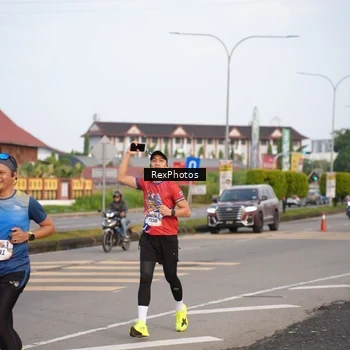 Runner Photo 6002039