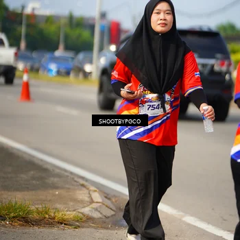 Runner Photo 6002075