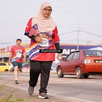 Runner Photo 6002100