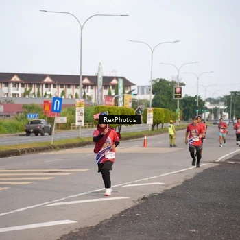Runner Photo 6002146